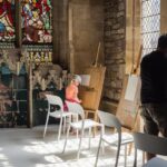 "Nova Galeria da Abbey Museum Explora a Interseção entre Arte e Espiritualidade em Exposição Inaugural"