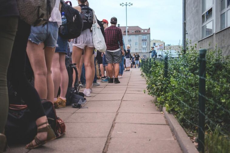 "Beyoncé e Ticketmaster: Críticas Crescentes Revelam Desafios na Venda de Ingressos para Turnê Cowboy Carter"