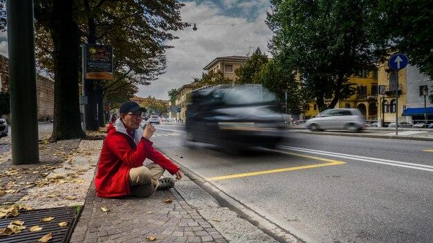 "Incidente de Homofobia em Santa Maria: Motorista de Aplicativo Denuncia Agressão Verbal de Taxista em Plena Rua"