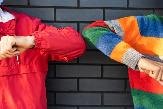 "Violência e Resistência: O Impacto da Intolerância Religiosa na Comunidade Queer da Nova Zelândia"