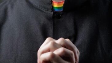 "Desvendando a Religiosidade na Comunidade LGBT: Uma Análise das Crenças e Práticas Espirituais Além dos Estereótipos"