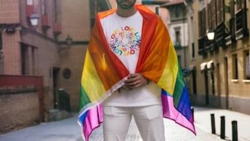 "Rodrigo Fagundes: A Representação LGBTQIA+ na Televisão e a Conexão Entre Vida Pessoal e Profissional"