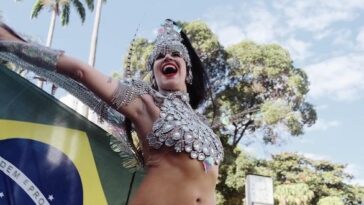 "Anitta e a Inovadora 'Maratona de Jogação': Como o Pré-Carnaval em Florianópolis Une Música e Esporte"