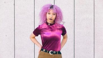 "Jisoo do BLACKPINK revela inspiração em Britney Spears para novo mini-álbum e planos de turnê em 2025"