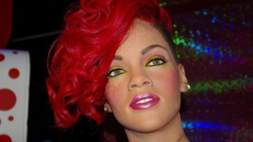 "Rihanna como Pitufina: O que esperar do novo filme 'Os Pitufos' e sua jornada em Paris?"