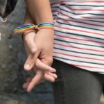 "Cortes de Ajuda Estrangeira dos EUA: Como as Políticas de Trump Afetam Organizações LGBTIQ Globalmente"
