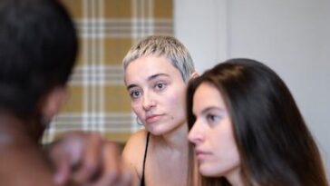 "Britney Spears Revela Reflexões Sobre Abuso Emocional Após Encontro Controverso com Ex-Namorado"