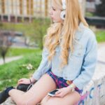 "Sabrina Carpenter e Ariana Grande: Como Duas Estrelas da Música Pop Transformam Desafios em Poderoso Empoderamento" 12 "Sabrina Carpenter e Ariana Grande: Como Duas Estrelas da Música Pop Transformam Desafios em Poderoso Empoderamento"