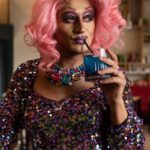 "Como a Drag Queen Sam Star Está Transformando a Cena LGBTQIA+ em Birmingham com sua Participação em 'RuPaul's Drag Race'"