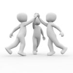 "Ricky Martin Revela o Lado Pessoal da Fama: Como o Cantor Equilibra Carreira e Paternidade em Momentos Cotidianos"