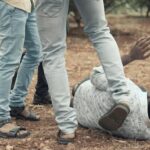 Assassinato do Primeiro Imã Abertamente Gay do Mundo Levanta Questões sobre Crimes de Ódio e Direitos LGBTQIA+ na África do Sul