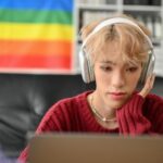 "Como a Trajetória de Jason Hill Revela Desafios e Transformações na Busca por Identidade e Fé na Comunidade LGBT"