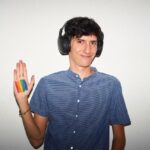 "Fernando Pedrosa: Como um Comediante LGBTQIA+ Transformou o Stand-Up e Conquistou o Público em Nove Anos"
