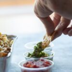 "Chipotle Inova com Primeira Unidade 'Chipotlane' em St. Petersburg: O Que Esperar do Novo Formato de Atendimento?"
