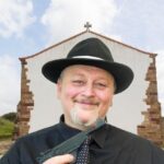 "Copacabana: A Disputa por Recordes de Público entre Eventos Religiosos e Musicais"