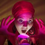"Reviravoltas e Eliminações Surpreendentes: O Que Está por Trás da 17ª Temporada de RuPaul's Drag Race?"