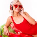 "Ensaio de Palomma Duarte com trilha de Lady Gaga: como a arte e a autoexpressão se conectam à comunidade LGBT?"