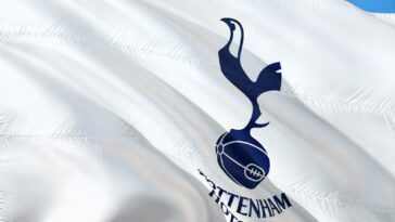 "Como o Tottenham Hotspur Está Combatendo a Homofobia no Futebol e Promovendo a Inclusão LGBTQI+"