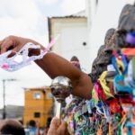 "Carnaval 2025 em Recife: Maracatus, Homenagens e Estrelas da Música Marcam Abertura da Festa"