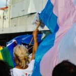 "Bloco das Montadas: Como a Celebração da Diversidade LGBT em Brasília Reflete Desafios e Conquistas da Comunidade"