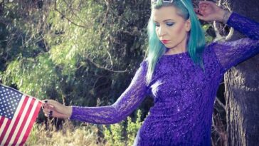 "Drag Queen Story Hour: O Debate Acirrado Entre Apoio e Oposição nas Bibliotecas Americanas"