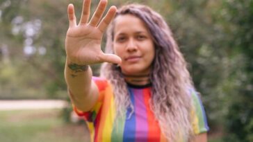 "Big Brother Brasil 23: Como a Diversidade LGBTQIA+ Está Transformando a Narrativa do Reality e Promovendo Discussões Cruciais sobre Sexualidade"