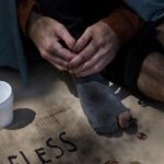 "Como Alianças Frágeis e Estratégias Falhas Definiram o Destino dos Traidores na Última Temporada de 'The Traitors'"