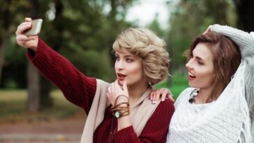 "Estrelas de Hollywood: Como Aparições Recentes Revelam Estilos, Conexões e Compromissos Sociais"
