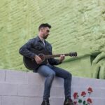 "Transformação Musical: Como Emir Đulović Está Redefinindo Sua Carreira com 'Raka Taka' e Parcerias Surpreendentes"