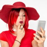 "Tyla: O Impacto do Estilo Ousado da Cantora nas Redes Sociais e na Moda Atual"