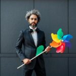"Oportunidades e Desafios: Como a Comunidade LGBTQIA na Índia Está Transformando o Mercado de Trabalho"