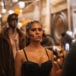 "Beyoncé Lança Nova Turnê: O Que Revelam as Vendas de Ingressos e Suas Conquistas Históricas no Grammy?"