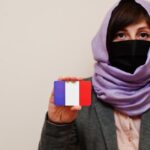 Libertação de Francês Detido no Irã Levanta Questões sobre Relações Diplomáticas e Direitos Humanos