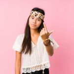 "Anitta Cancela Show no Coachella: A Pressão da Fama e o Direito à Saúde Mental"