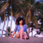 "Rihanna em Santa Monica: O que a pausa nos shows revela sobre seus próximos passos na música e na moda?"