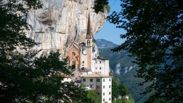 "Explorando a História: O Que Esperar das Giornate FAI di Primavera em Locorotondo e Putignano"