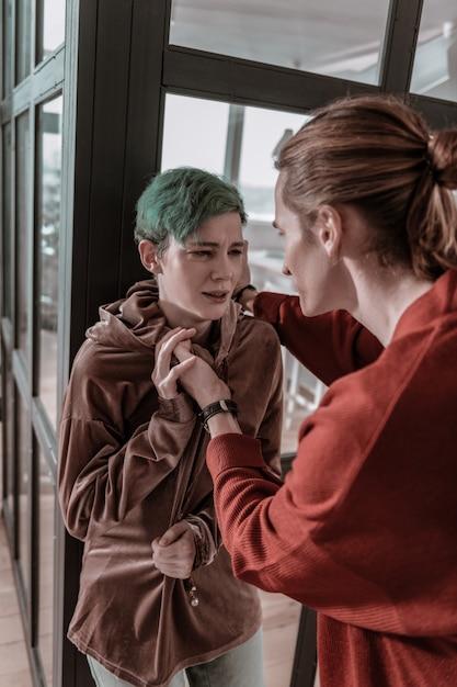 A Morte de Anna R.: Como a Cantora da Banda Rosenstolz Impactou a Comunidade LGBT e o Legado de Suas Canções