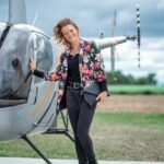"Helicóptero Personalizado de Aniversário: O Presente Surpreendente de Franciny Ehlke e Tony Maleh que Encanta Fãs e Levanta Questões sobre Luxo nas Redes Sociais"