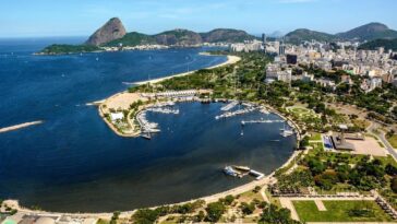 "Os Bastidores do Carnaval 2025: O Mini Documentário de Gloria Groove Revela Desafios e Transformações Artísticas"
