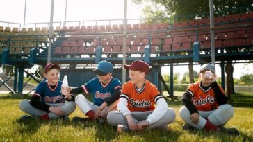 "Jogadoras de Softball de Flint: Histórias de Superação e Sucesso que Inspiram Novas Gerações"