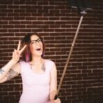 "Demi Lovato provoca fãs com paródia em vídeo: O que esperar do novo álbum?"