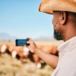 "Financiamento de Pesquisas sobre LGBTQ+ pelo USDA: Uma Análise das Prioridades e Implicações para a Sociedade Americana"
