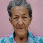 "Ariana Grande: A Transformação Surpreendente de 80 Anos que Desafia a Percepção da Beleza e da Idade"