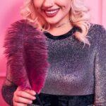 "Leilão de Figurino Icônico de Britney Spears Revela o Impacto da Moda na Cultura Pop e na Comunidade LGBT" 13 "Leilão de Figurino Icônico de Britney Spears Revela o Impacto da Moda na Cultura Pop e na Comunidade LGBT"