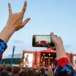 "Coachella 2025: O que a inclusão de Ed Sheeran e Weezer revela sobre as tendências do festival?" 12 "Coachella 2025: O que a inclusão de Ed Sheeran e Weezer revela sobre as tendências do festival?"