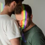 "Polarização Política na Polônia: Como a Retórica do PiS Está Moldando o Debate sobre Migração e Direitos LGBT"