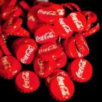 "Coca-Cola e a Nova Era da Conexão: O Que Esperar do Relançamento da Campanha 'Compartilhe uma Coca-Cola' com Pabllo Vittar e Nathy Peluso?"