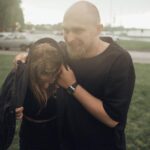 "Como a Tragédia de Manchester Transformou a Luta por Justiça da Família Roussos e Inspirou um Livro Emocionante"