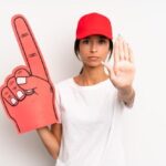 "Rihanna e o gesto inesperado com fã: o que isso revela sobre a relação da artista com seus admiradores?"