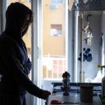 "Após ataque violento em prisão, Reino Unido reavalia segurança em centros de separação de prisioneiros"